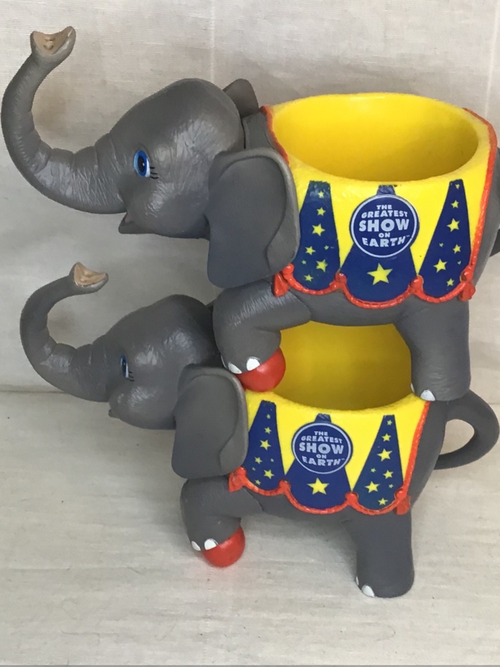 VNT New Set of 2 Ringling Bros Barnum Bailey Circus Souvenir Cups/Mugs Elephant.